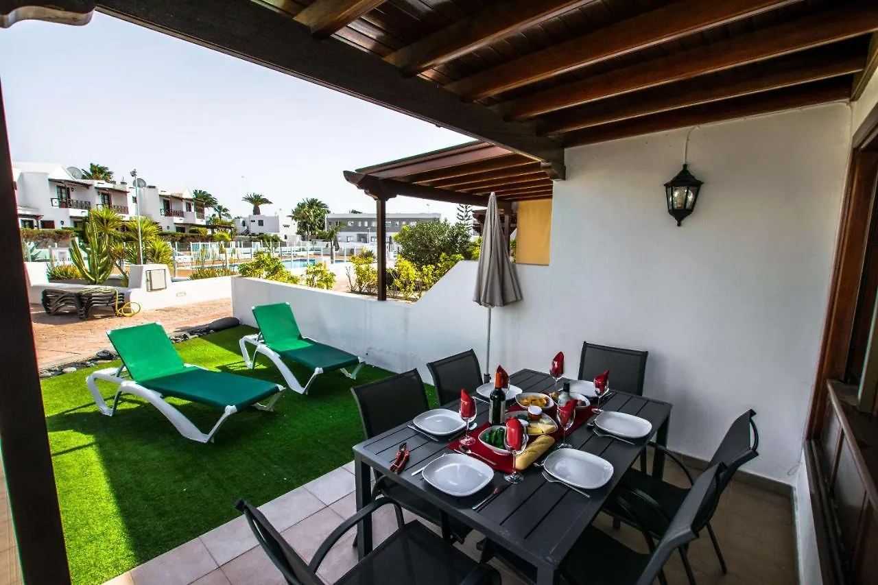 Casa Hannah By Villas Now Ltd Playa Blanca  Spain